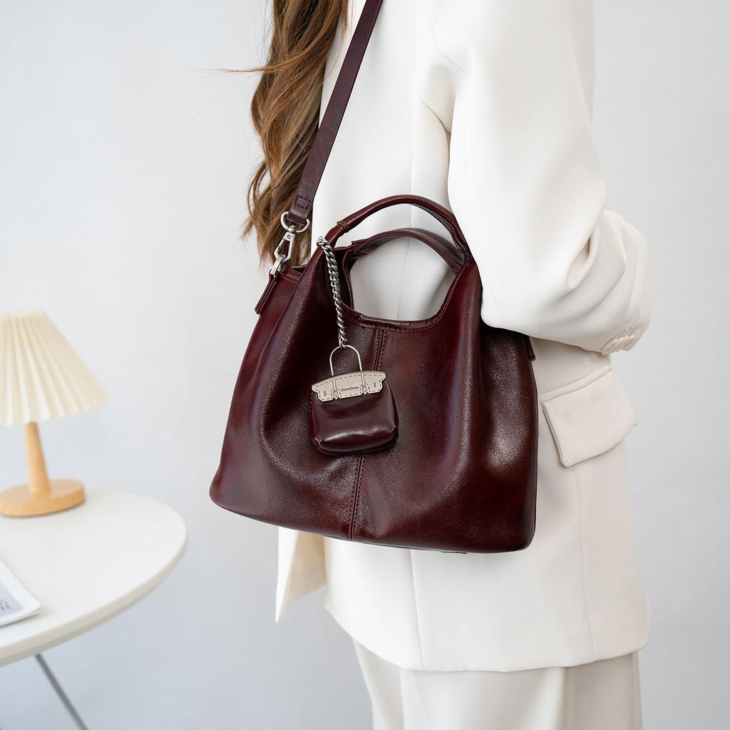 Damen Retro Handtasche Neue modische vielseitige Umhängetasche Weiches Leder Gemüsekorb Trendy Single Shoulder Bag