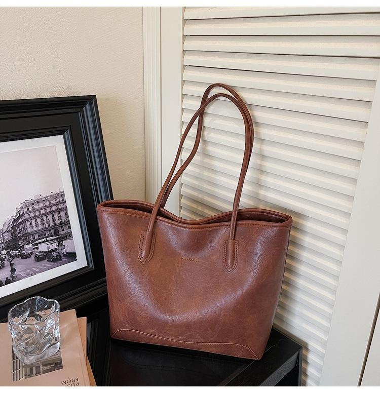 Korean-style Women's Bag 2026 New Model, Simple Commuter Shoulder Bag, Casual Versatile