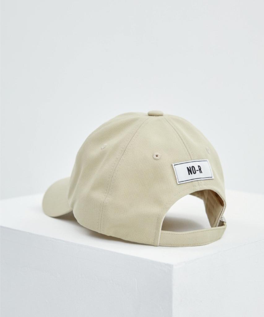 Noal [Unisex] Signature Wappen Ball Cap / Beige