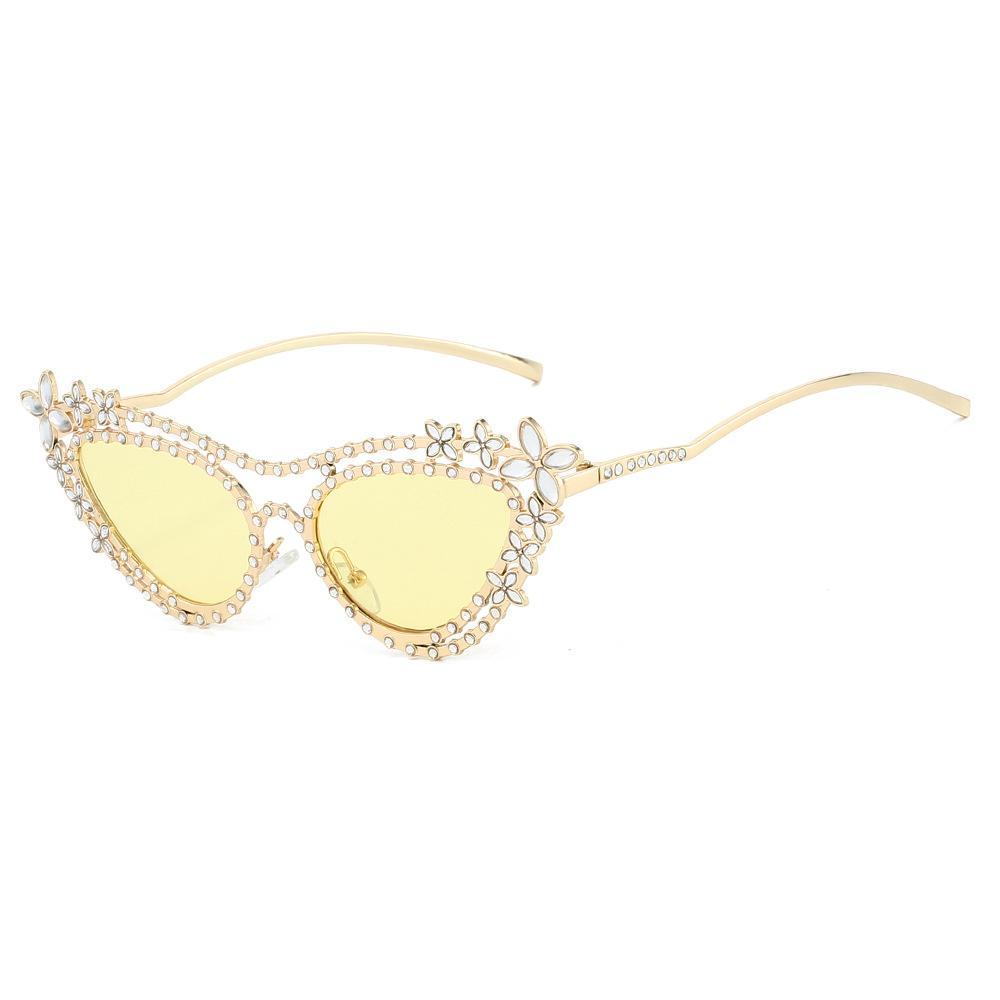 Ins New Luxury Double Beam Cat Eye Women Sunglasses  Personality Flower Diamond Design Trend Men Casual Uv400