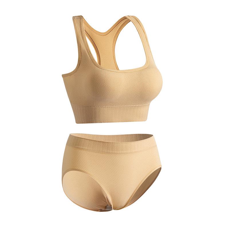 Plus Size Women's Sports Yoga Bra & Brief Set - Sexy, Wireless, Beautiful Back Design