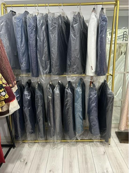 Double-Layer Floor Display Rack for Wedding Dresses