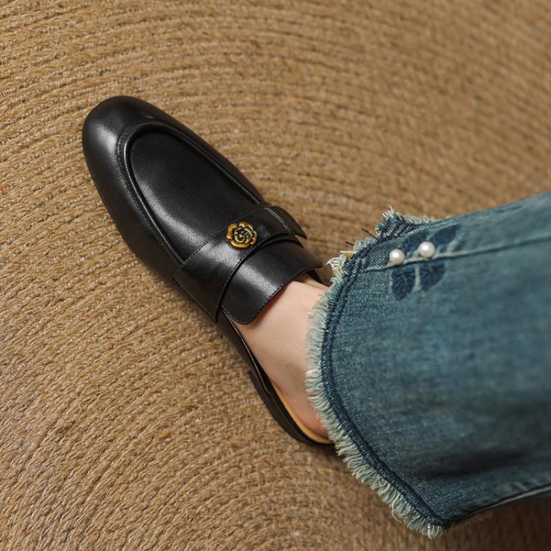 

Летние шлепанцы-камелии женские новые шлепанцы с закрытым носком французские ретро обувь-лодочки на мягкой подошве универсальные на низком каблуке 40 чёрный