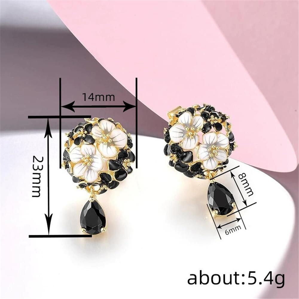 Female White Enamel Black Stone Flower Stud Earrings Vintage Gold Color Wedding Party Gift  For Women