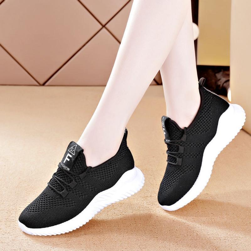 

Spring and summer mesh breathable casual sports board shoes female junior high school students white shoes female running travel shoes 40