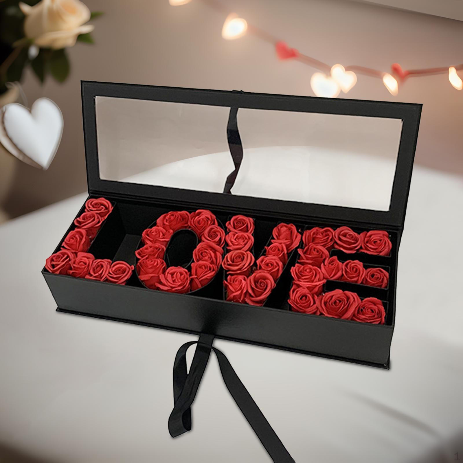

Элегантная цветочная подарочная коробка для празднования Дня матери чёрный