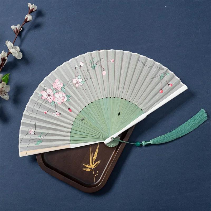 Bamboo Antique Folding Fan Chinese Style Fan Summer Female Dance Fan Portable Elegent Flower Hand Held Fan Exquisite Gifts Decor