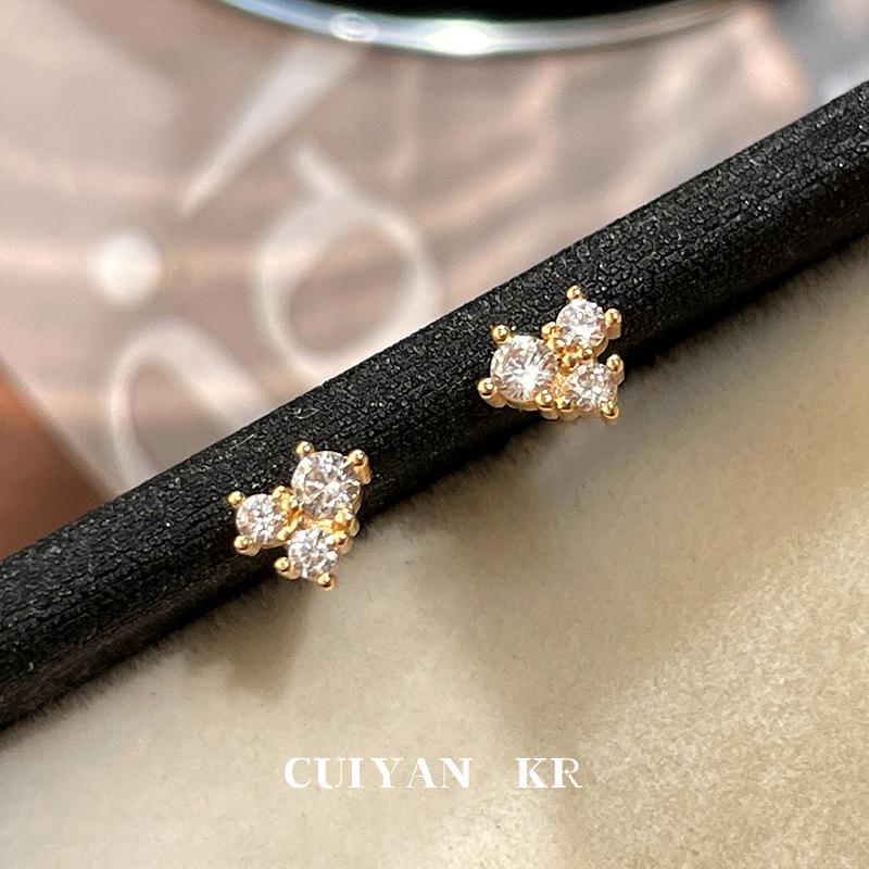Cui Yan S925 Sterling Silver Starfall Stud Earrings - Shiny, Simple, Versatile, and Exquisite Design for Women 925 Sterling Silver