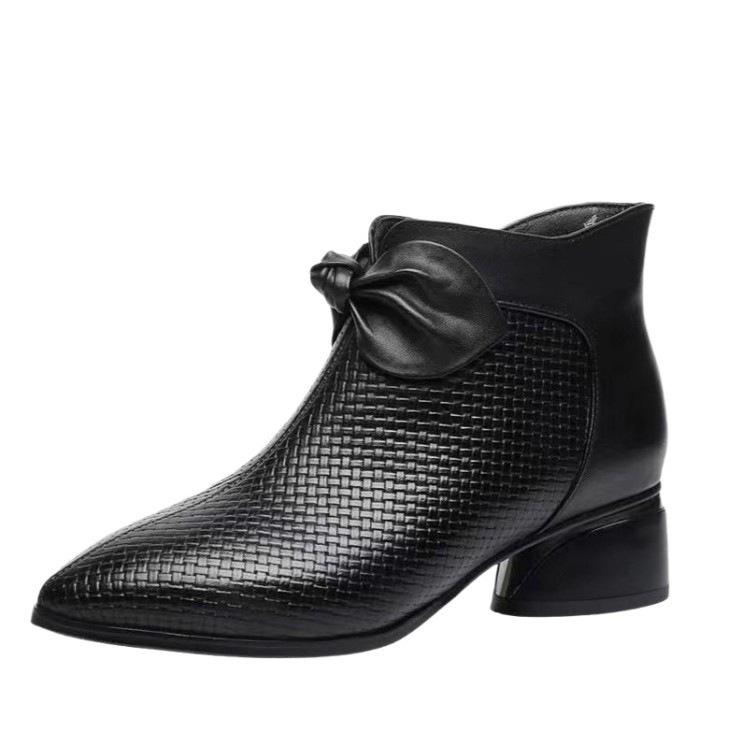 Soft Leather Ethnic Celebrity Leather Boots Women's 2025 Autumn and Winter New Pointed Thick Heel Short Boots Versatile Mother Shoes Martin Boots