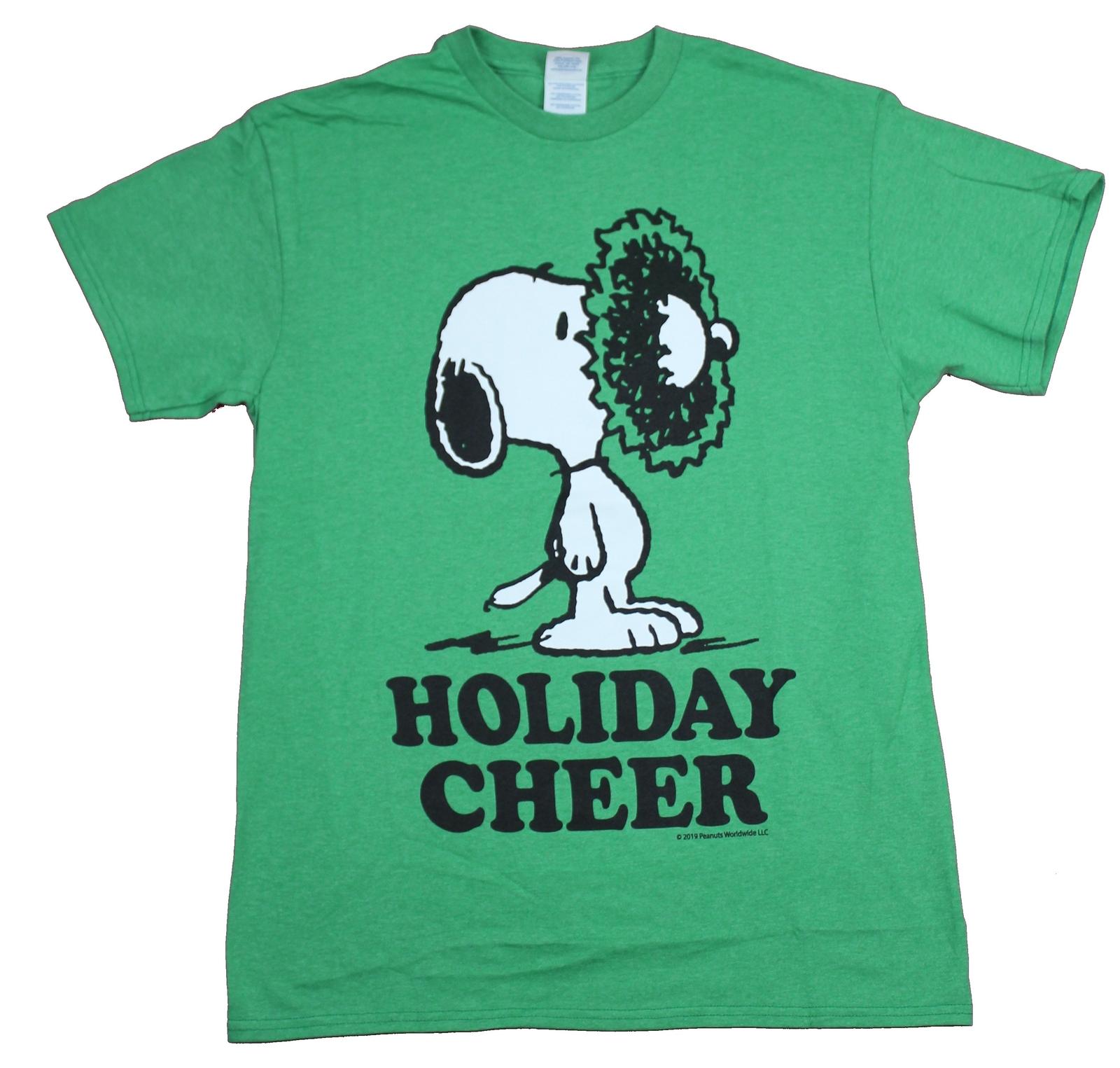 Peanuts Mens T-Shirt - Holiday Cheer Snoopy With a Wreath Nose S