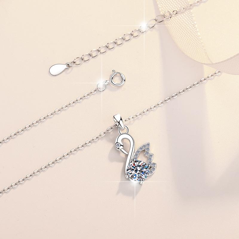 S925 Silver Necklace Women's Light Luxury Niche Swan Pendant 1 Carat D Color Moissanite Collarbone Chain Fashion Jewelry 2026
