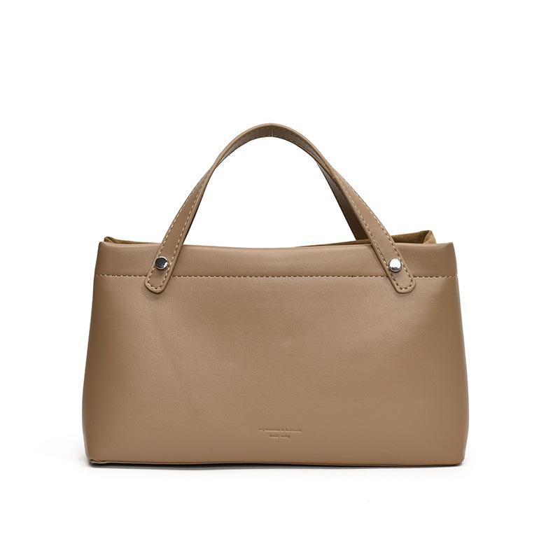 Fashion casual tote bag women's autumn and winter new retro large-capacity shoulder bag textured underarm bag