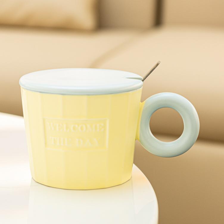 

Кружка с высоким значением Контрастная кружка в стиле инс Нишевый дизайн Подарочная коробка Креативная чашка для воды Кофейная чашка 320ml·400ml