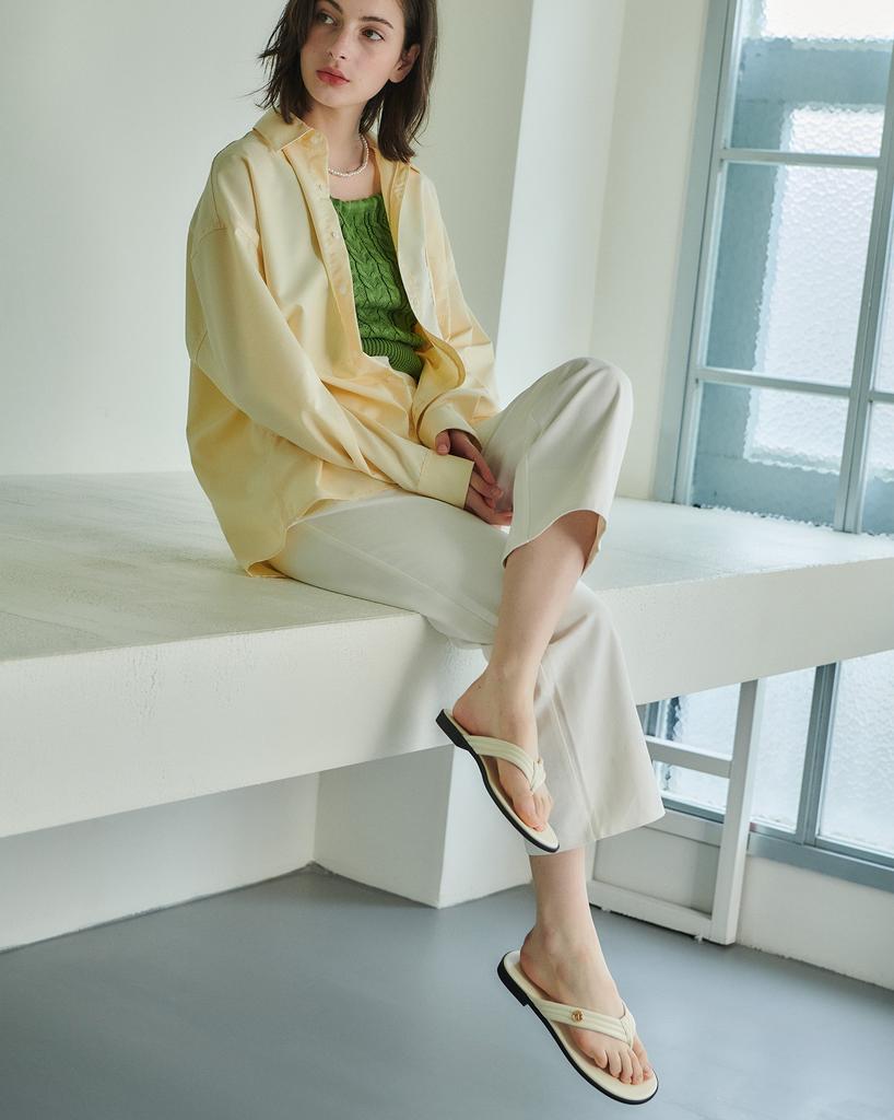 Tagtraume Albi Round-Toe Coin Flip-Flops Slippers