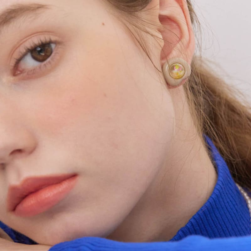 luvinball Pebble Snowball Earrings