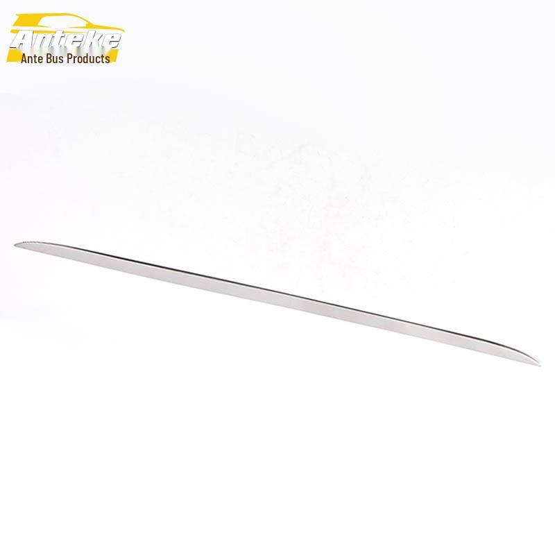 

09 Ford Focus Накладка на заднюю дверь Защитная наклейка на задний бампер