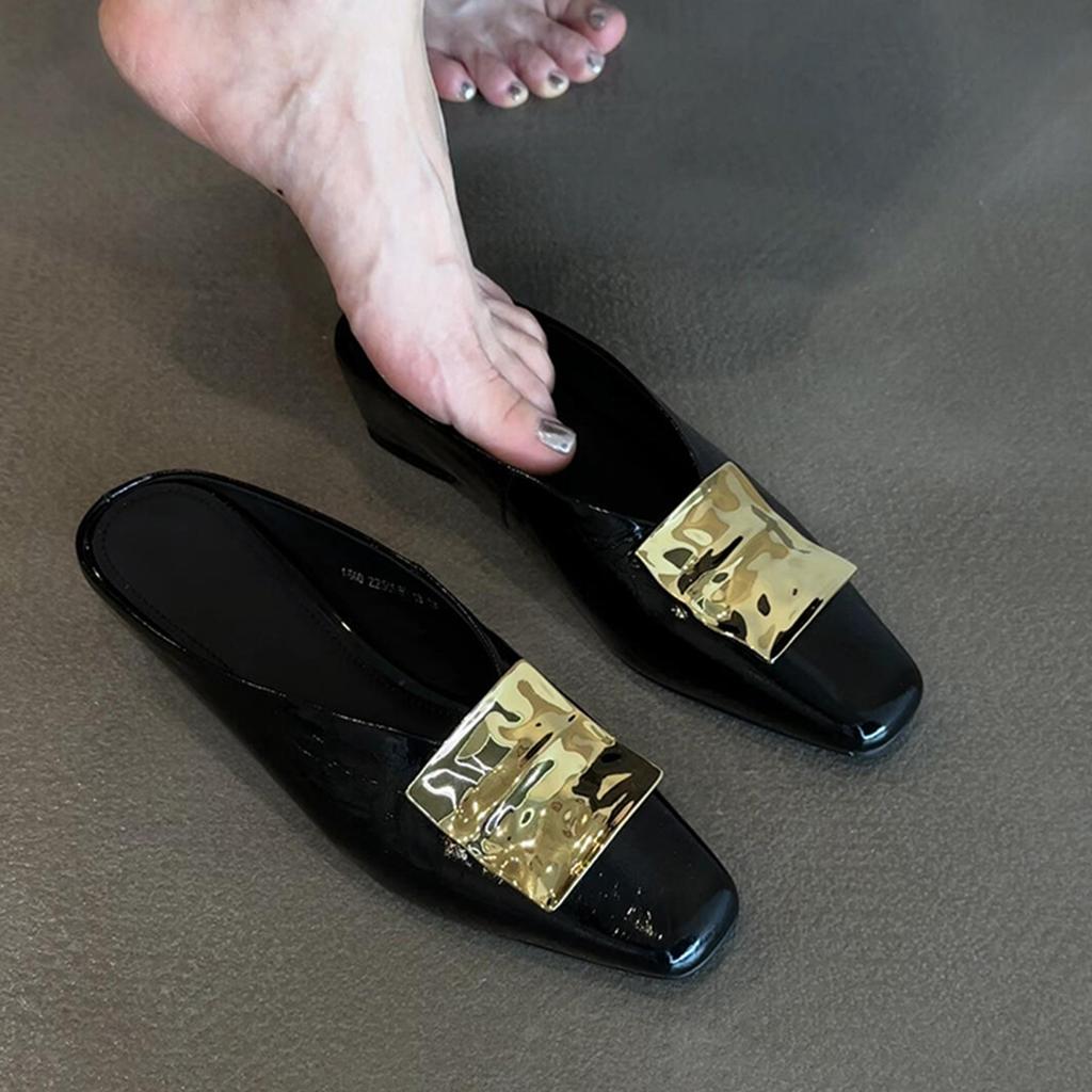 2025 new retro niche metal decorative square head baotou half slippers women's gold inner height-increasing slope heel cool slippers