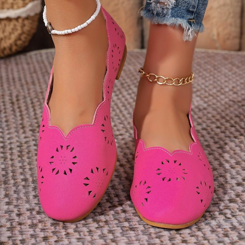 Grenzüberschreitende große Größe hohle flachbodige Retro Einzel-Schuhe Damen neue flachbodige runde Zehenpartie ethnischer Stil niedrig geschnittene faule Einzel-Schuhe