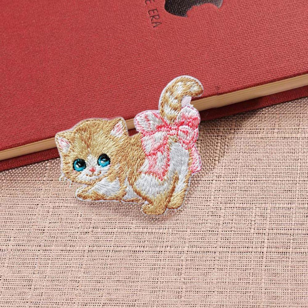 DIY Cartoon Cat Embroidered Patch Self-adhesive Clothes Appliques Apparel Clothing Patch  Sewing