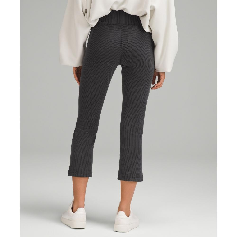 Lululemon Calça Cropped Ribbed Softstreme com Zíper na Perna Cintura Alta 25 Preto