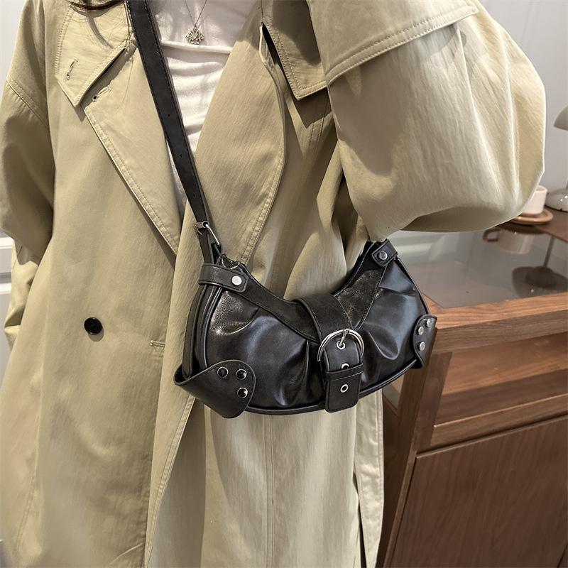 Vintage Y2k Rivet Belt Design Women Pu Shoulder Bags Solid Color Ladies Crossbody Bag Casual Female Hobos Handbags Purse