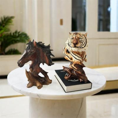 Deko & Wohnaccessoires – Statuetten