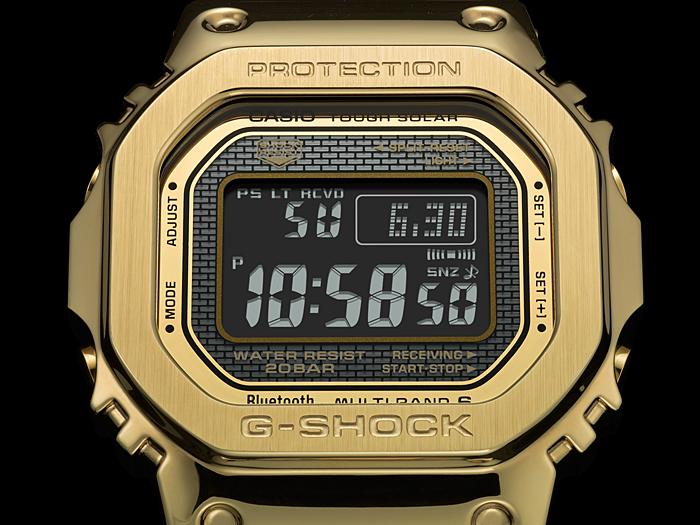 Casio Montre Numérique à Quartz pour Homme en Acier Inoxydable Résistante à l'Eau 200M et aux Chocs GMW-B5000GD-9