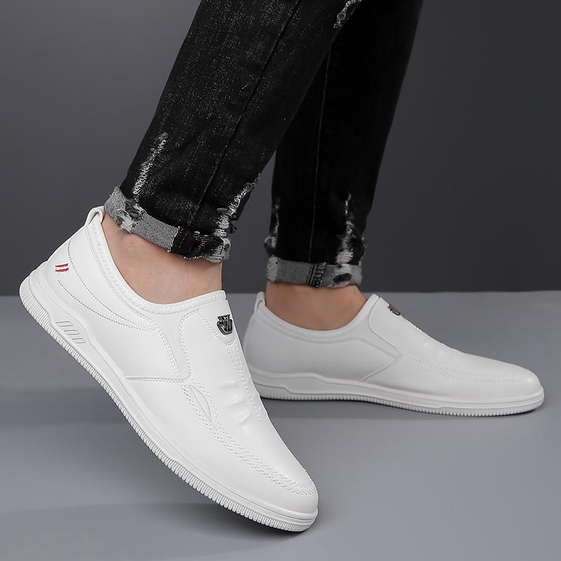 Fashion 2025 Leather Men Casual Shoes High Quality Mens Loafers Handmade Moccasins Breathable Male Walking Shoes Comfort Travel Flats