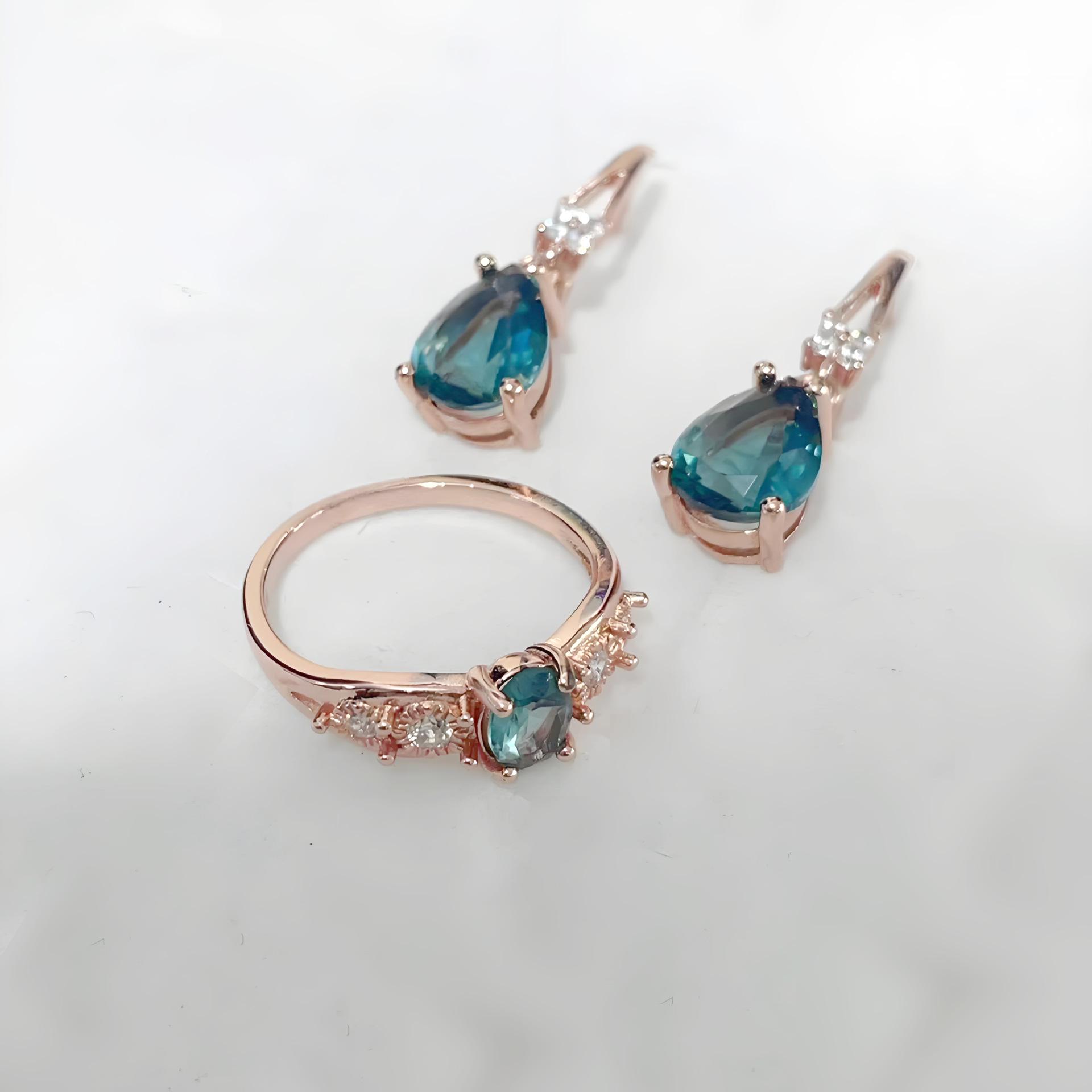 Rose Gold Zircon-Inlaid Ring & Earring Set for Women - Light Luxury Fashion Jewelry Size 7