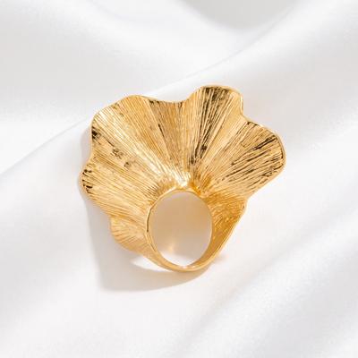 Hot-selling European and American Alloy Geometric Fan Ring, Ginkgo Biloba High-end Ring Jewelry for Women