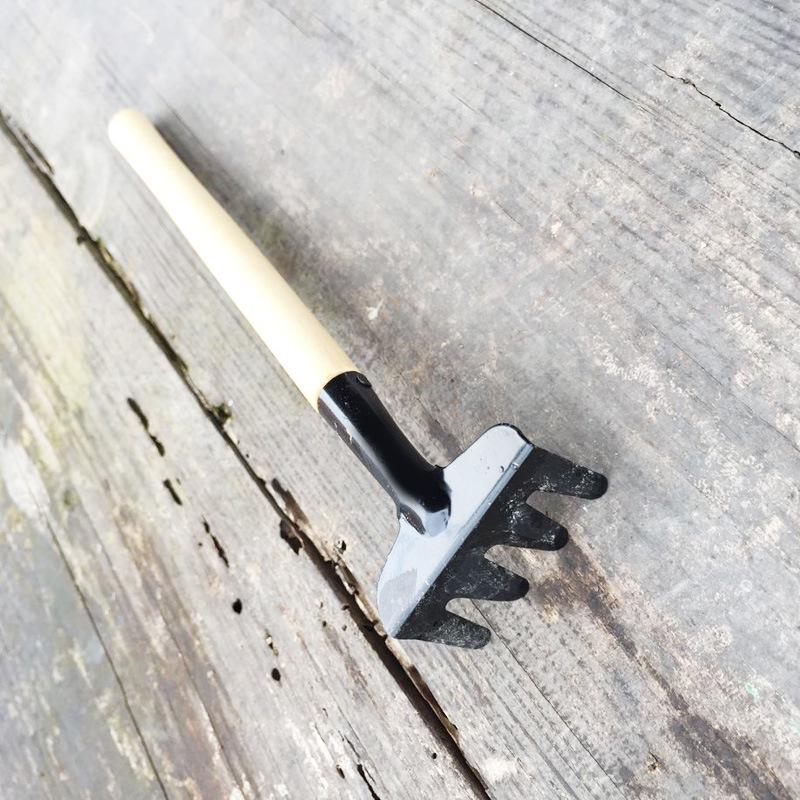 Mini Garden Tool Set: Reinforced Wooden Handle Shovel, Rake, & Spade for Planting