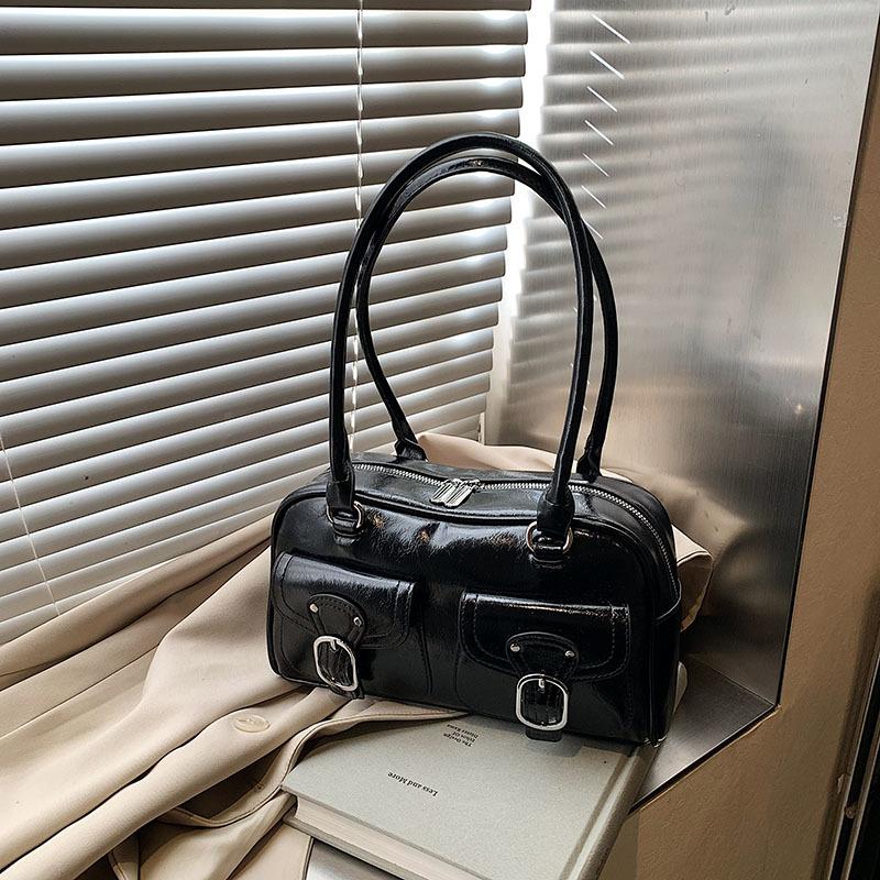 French Niche Texture Underarm Bag Commuter Women's Bag 2025 New Fashion Bowling Bag Simple Shoulder Bag