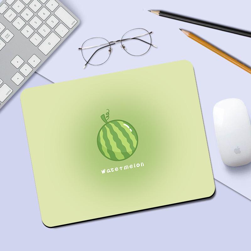 

Минималистичный женский нескользящий коврик для мыши с фруктовым дизайном и подставкой для запястья - Мягкий, износостойкий и утолщенный для использования в офисе или для развлечений 210x260mm