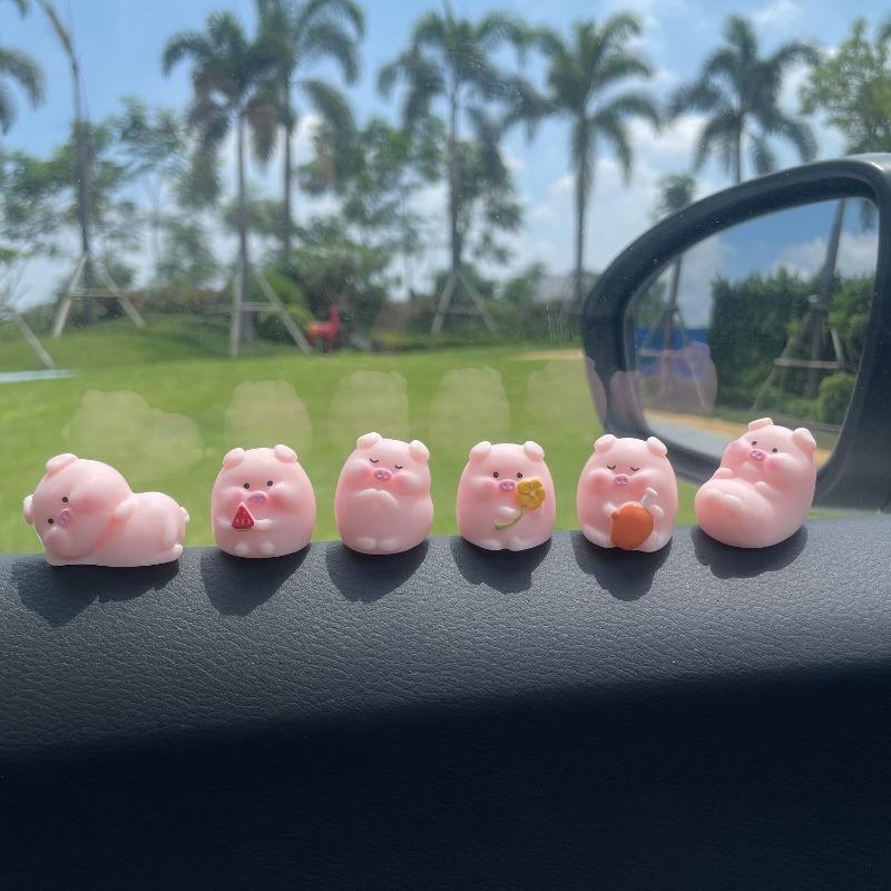 Auto Mini Schwein Ornamente Auto Mittelkonsole DIY Dekoration Anhänger Cartoon Harz Ferkel Hausfiguren Miniatur Schreibtisch Dekor