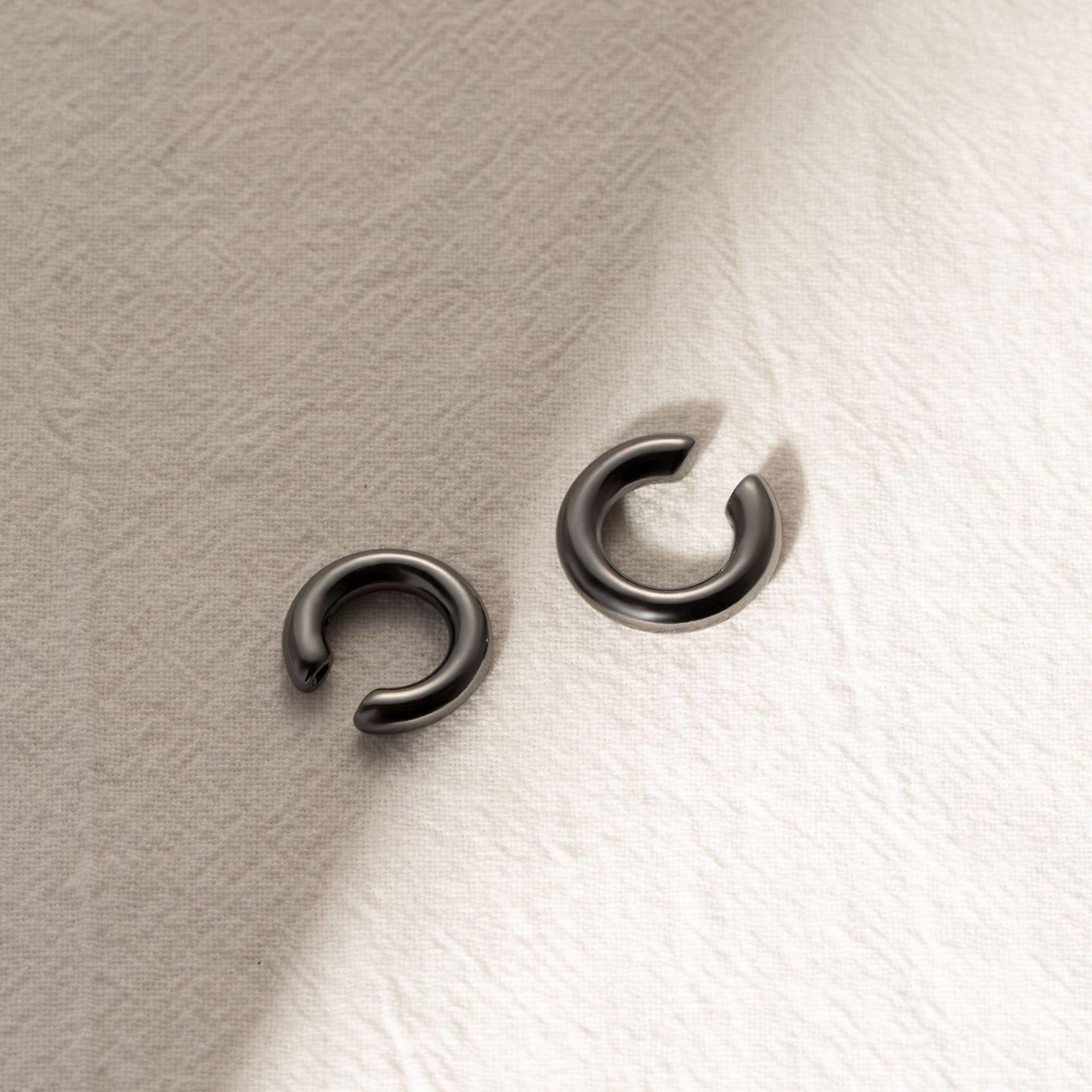 

Модные модные C-образные ушные клипсы для женщин чёрный