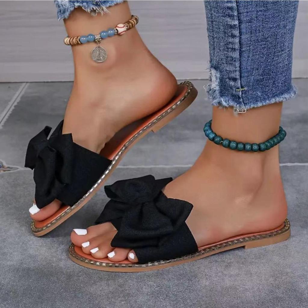 2026 New Flat Bottomed Rhinestone Bow Straight Slippers for Women Wearing Solid Color Lightweight Cloth Surface Sandals