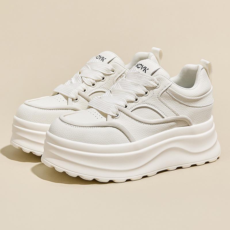 Spring and summer new thick-soled inner height-increasing small white shoes women's shoes sports and leisure classic versatile board shoes