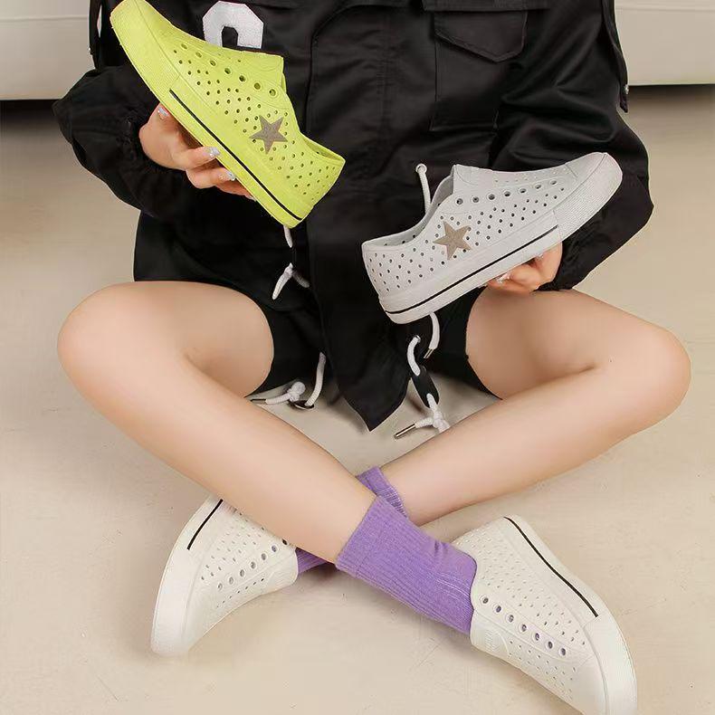 Yuzhihao Summer Unisex Fashionable Hollowed-Out Rain & Casual Shoes