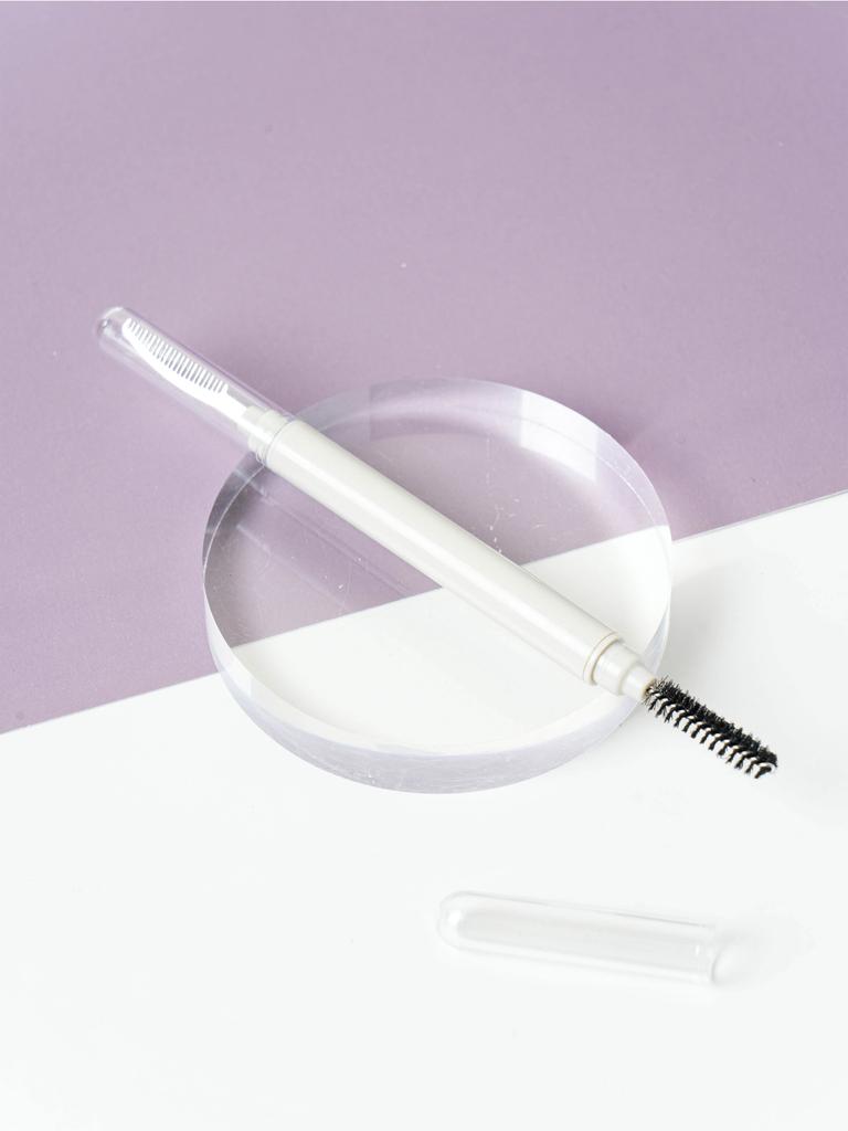 Dual-Ended Eyelash Separator Comb
