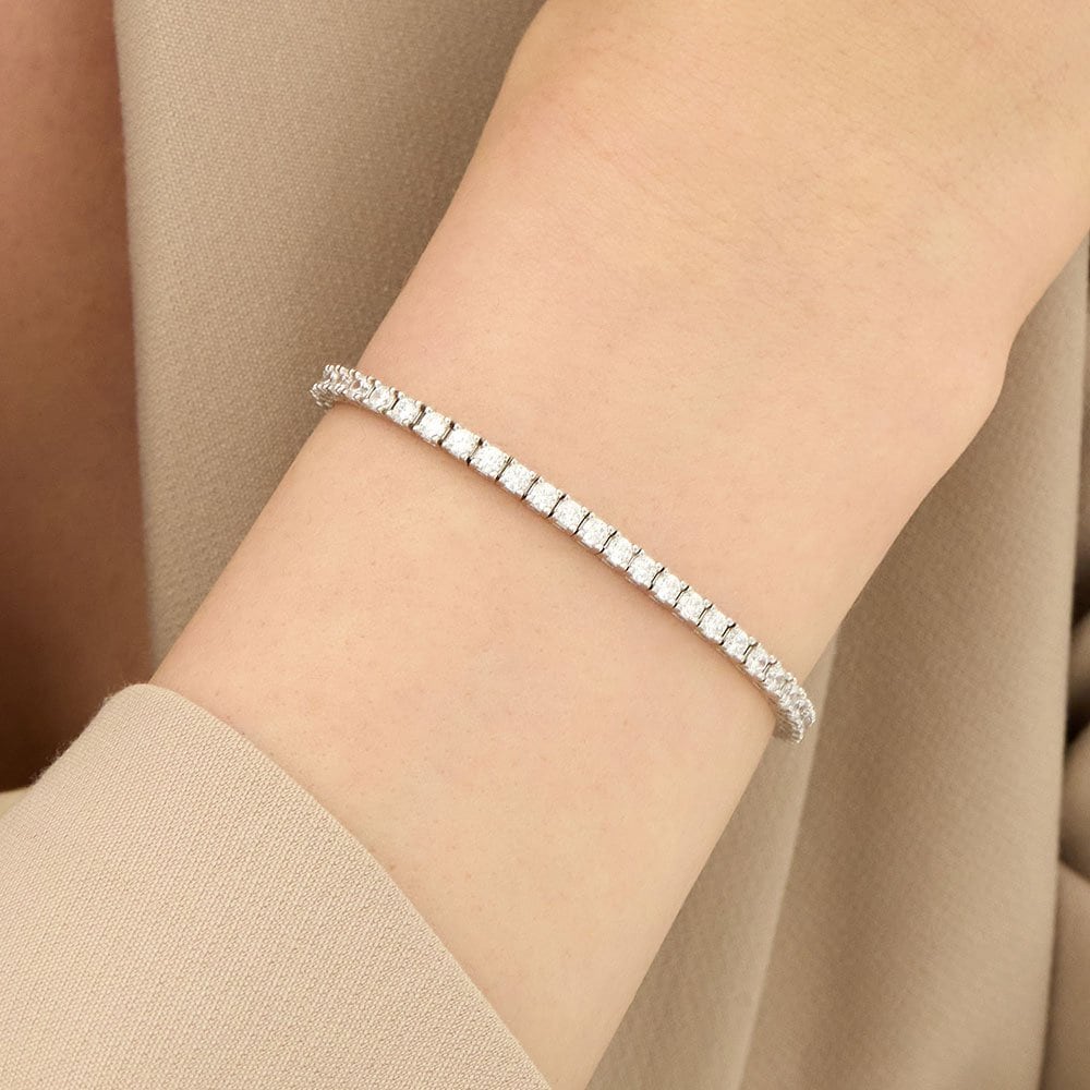 

Essence Silver (W) 4-Prong Tennis Bracelet 2.5mm Hl4B55417W9 18.5cm