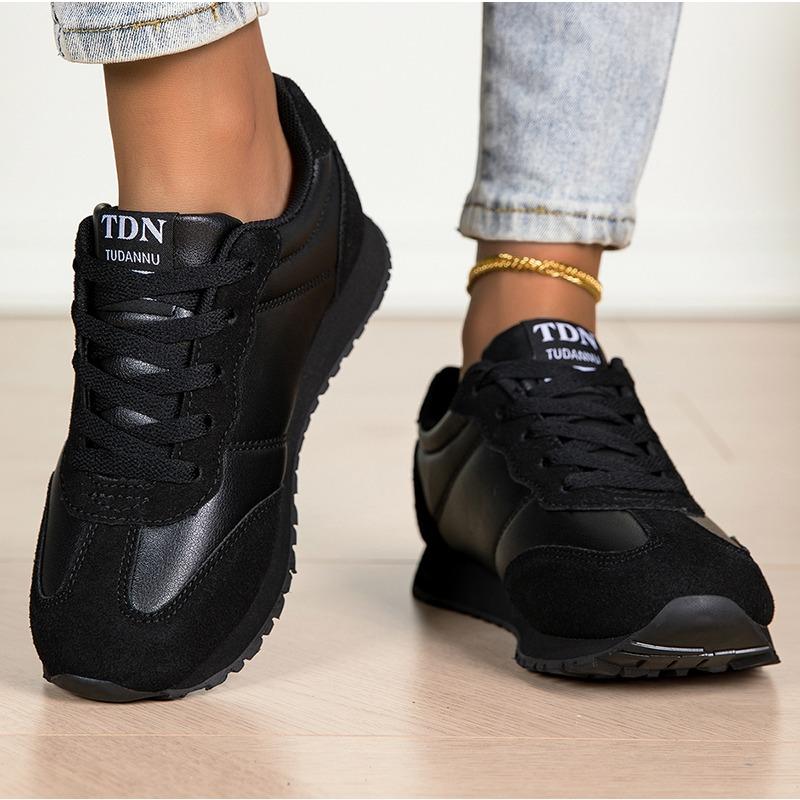 2026 New Autumn Womens Shoes Trendy Comfortable Casual Sports Shoes Versatile Leather Shoes Footwear Casual Sports Running Trend