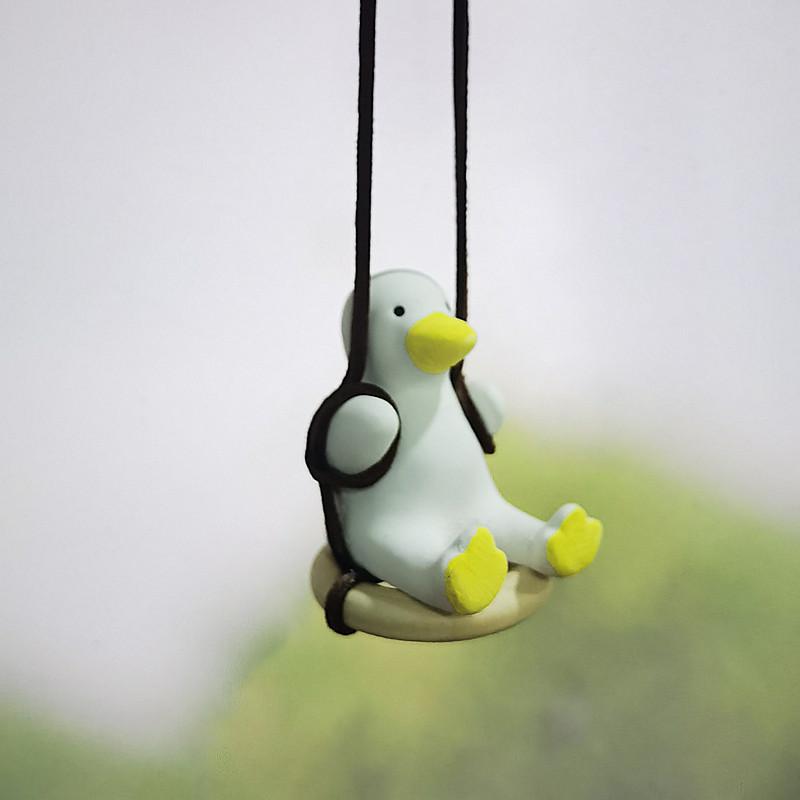 Auto-Anhänger, niedliche Anime-kleine Ente, Schaukel, Auto-Rückspiegel, hängende Ornamente, Innendekoration, Zubehör für Mädchen, Geschenke
