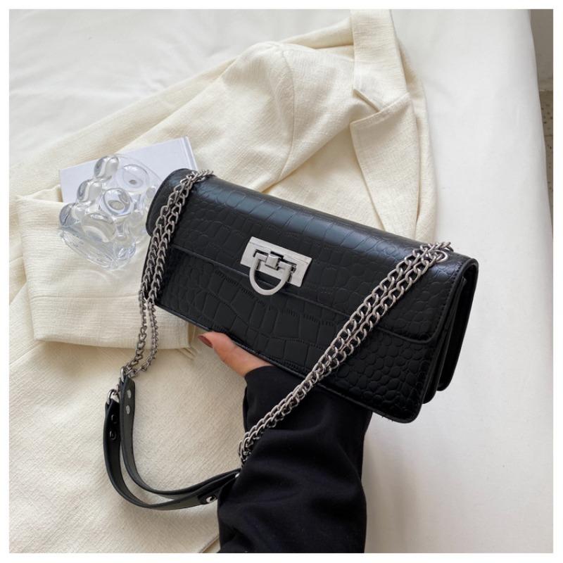 

Niche bag women s new fashion high-end sense versatile chain simple underarm baguette bag messenger bag чорний