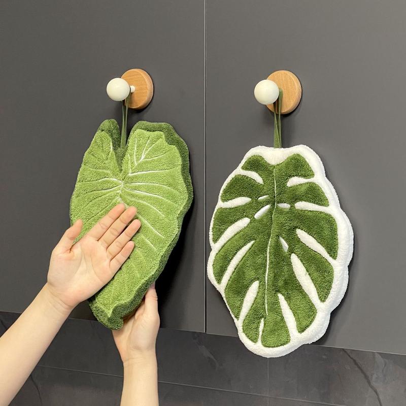 Monstera Leaf Shaped Hand Towel Coral Fleece Absorbent Hanging Towel for Kitchen Bathroom