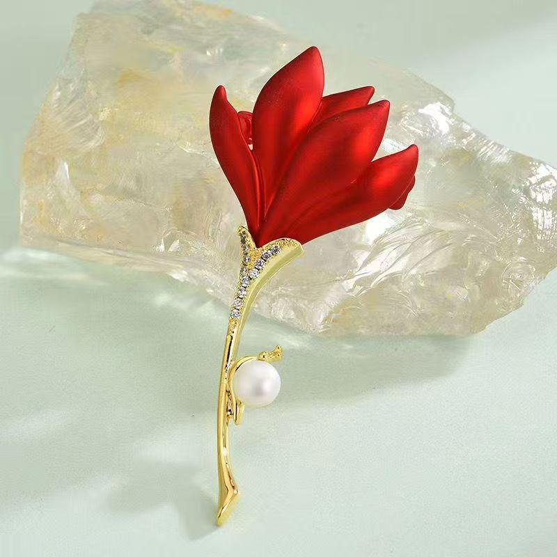 Luxury Festive Red Rose Sweater Brooch: Elegant Pin for Suits, Evening Dresses, and Corsages