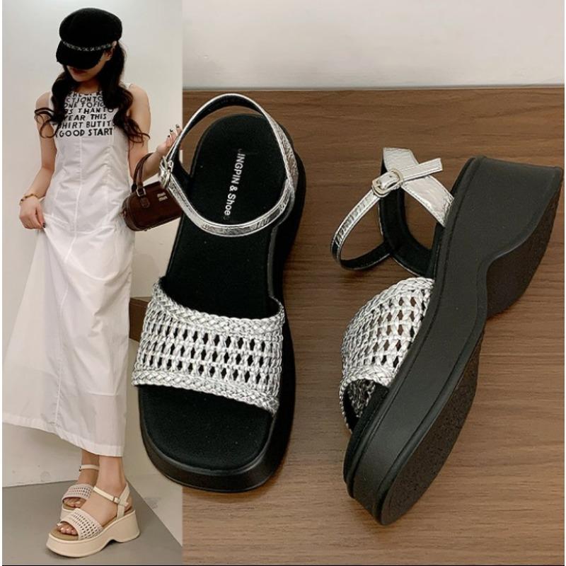 Leather Retro High Heels Sandals  Shoes Buckle Strap 2025 New Spring Summer Wedges Lady Platform Sandals