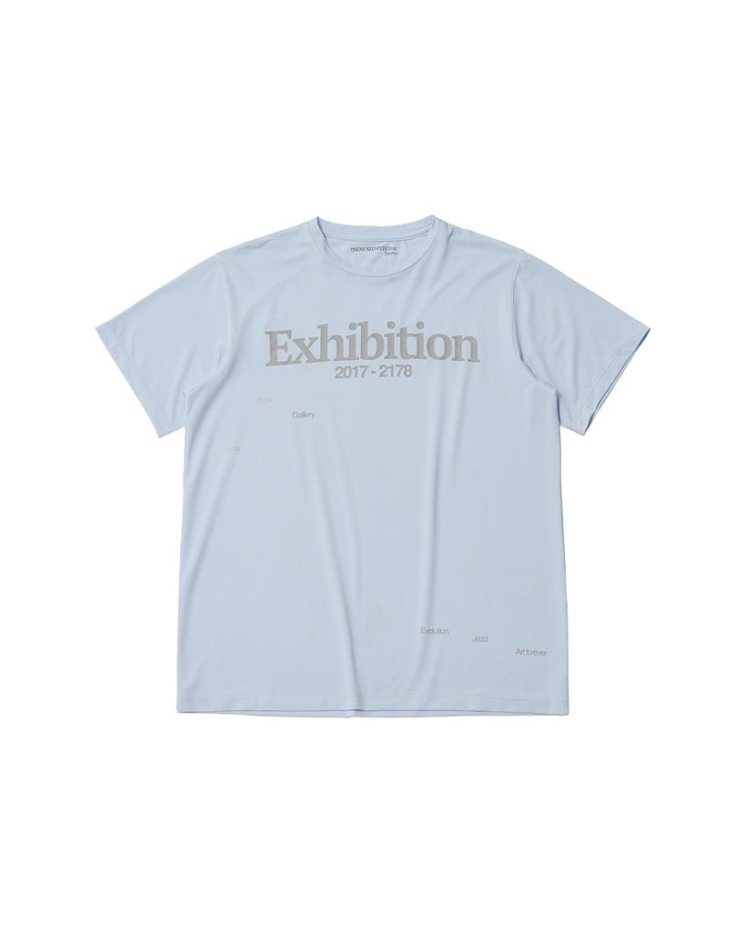 THEMUSEUMVISITOR Exhibition Graphic Running T-Shirt (Sky Blue)