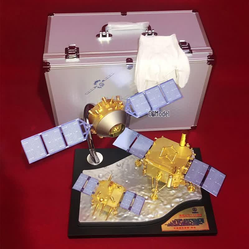 Chang'e-5 Lunar Probe 1:30 Scale Model