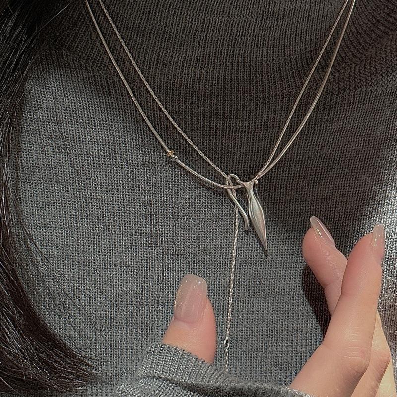 S925 Sterling Silver Niche Design Retro Matte Necklace Water Bottle Simple Fashionable Sweater Chain