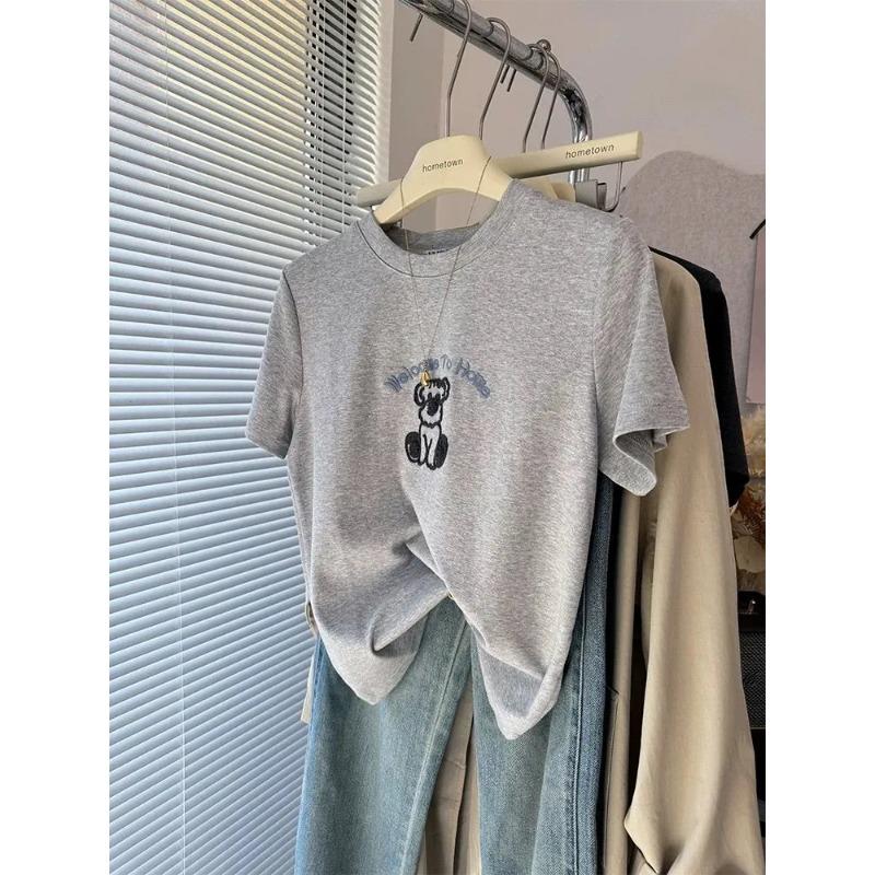 

Pure Cotton Design Bear Letter Embroidery Round Neck Right Shoulder Slim Top for Women Summer Versatile Age-reducing T-shirt 4XL світло-сірий колір
